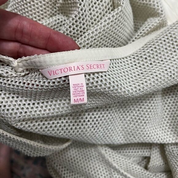 VICTORIA'S SECRET Shimmer swim cover up with fringe medium cream knit oversized - Picture 10 of 10